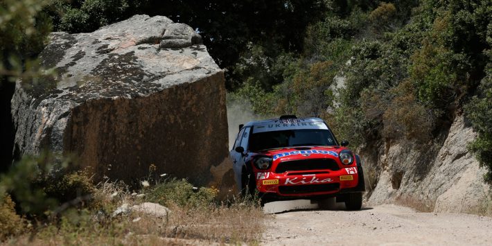 Mentos Ascania Racing сражается за Топ-5 в Италии