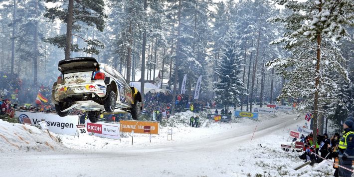 Все еще первый